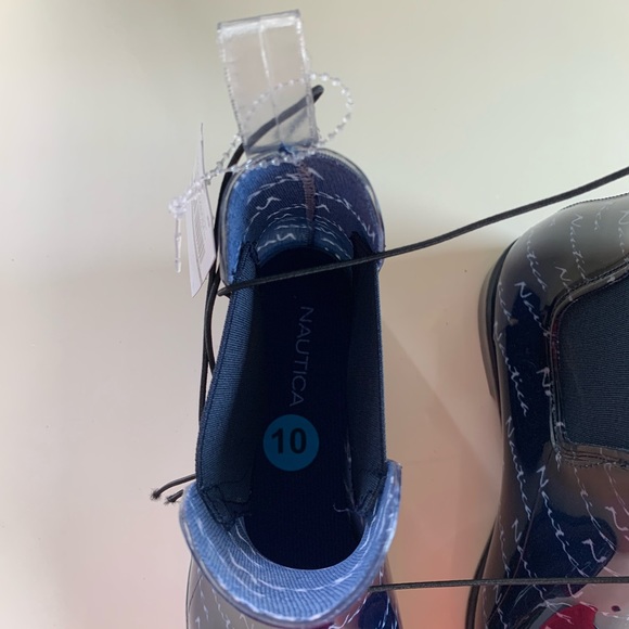 NWT -  NAUTICA RAIN BOOTS - Picture 3 of 8